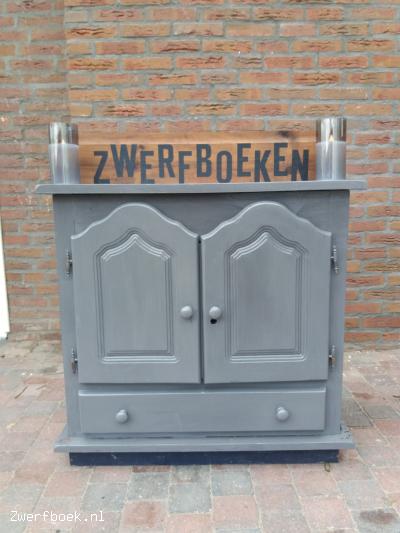 Zwerfboeken ruilkast in Horst