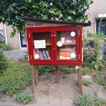 <a title='Bekijk details Mini bieb Valkendijk' href='https://zwerfboek.nl/zwerfplek/mini-bieb-valkendijk'>Mini bieb Valkendijk</a>