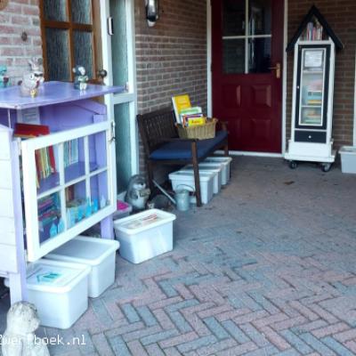 <a title='Bekijk details Minibieb Brouwer' href='https://zwerfboek.nl/zwerfplek/minibieb-brouwer'>Minibieb Brouwer</a>