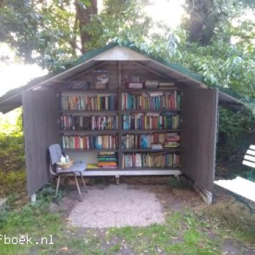 <a title='Bekijk details My Little Free Library' href='https://zwerfboek.nl/zwerfplek/my-little-free-library'>My Little Free Library</a>